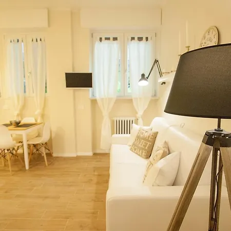 Flats4rent Arena Prestige Daire